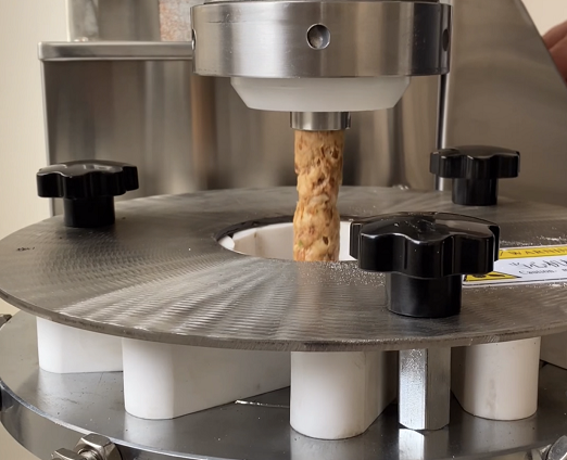 多功能包子機(jī)包不了肉餡，你說可笑不可笑