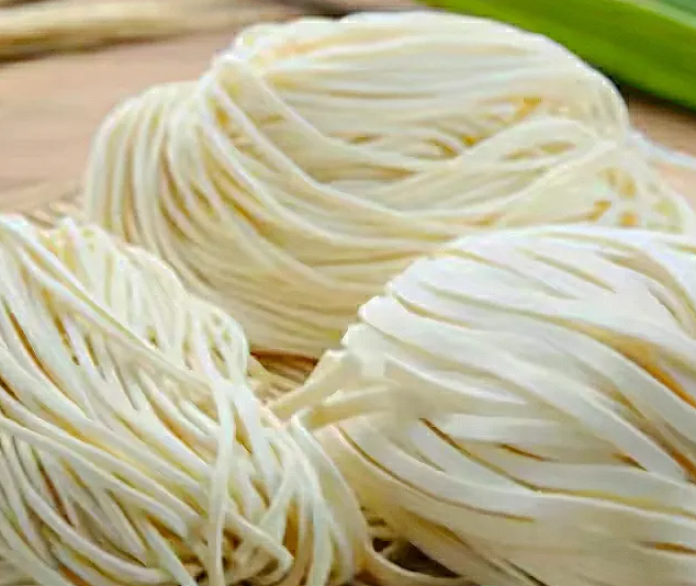 市場面條老板使用什么樣的面條機