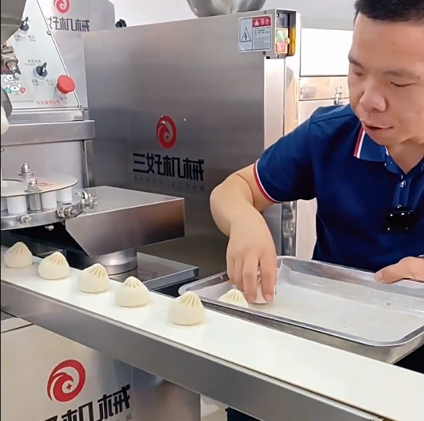 灌湯包機(jī)怎么做湯包