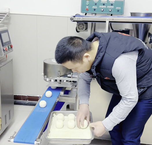 怎么使用包子機包包子